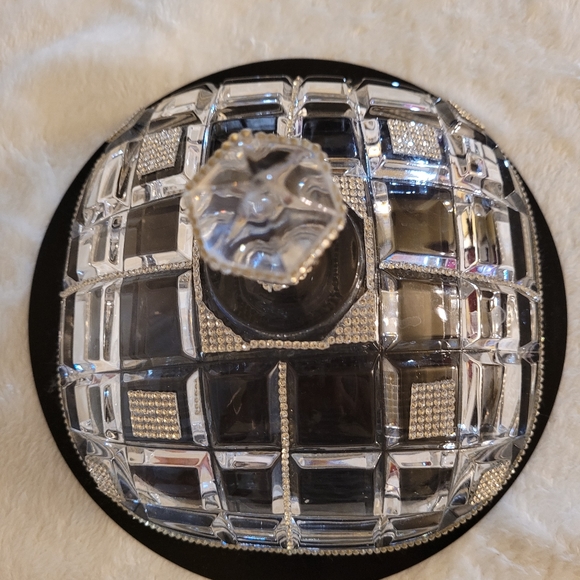 Large Bohemia Candy Dish with Lid - Picture 5 of 5